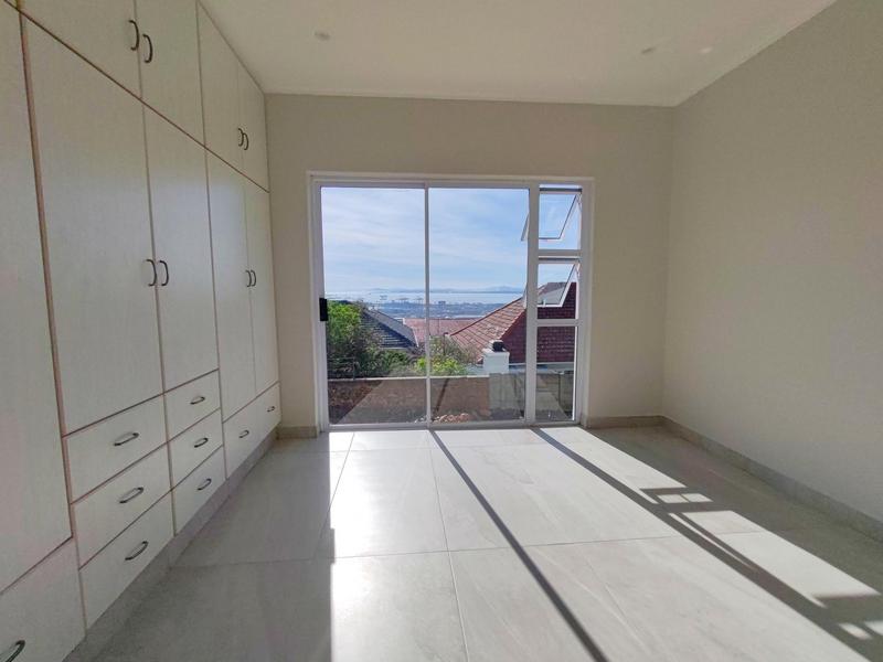 To Let 3 Bedroom Property for Rent in Walmer Estate Western Cape